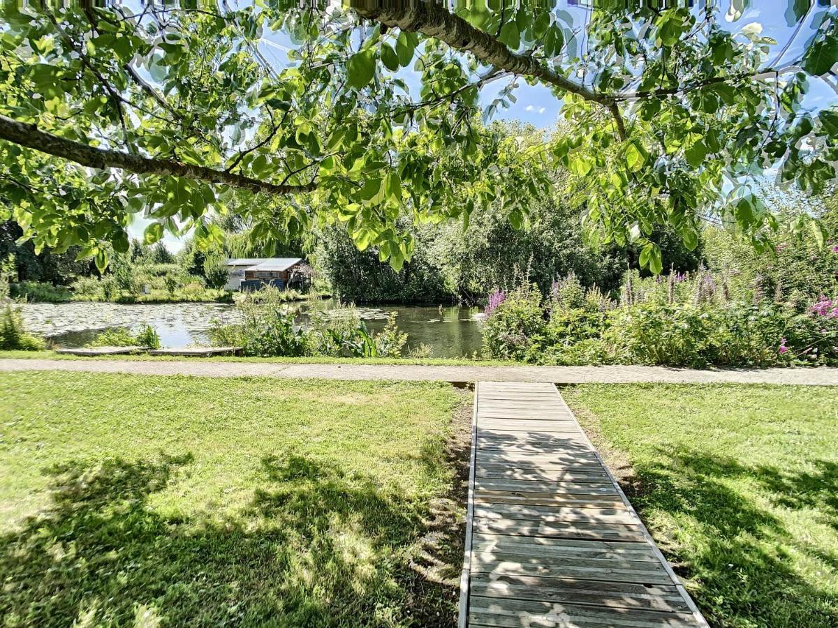 Le Châlet Des Hortillonnages Chalet *